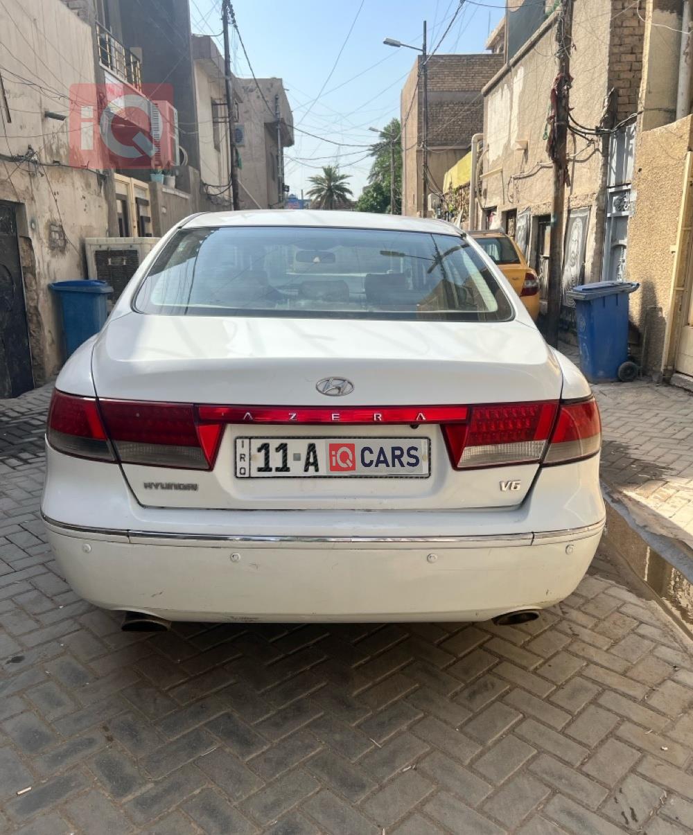 هيونداي أزيرا